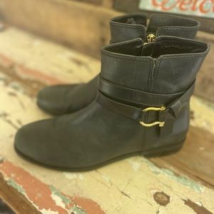 Women’s Sperry black booties